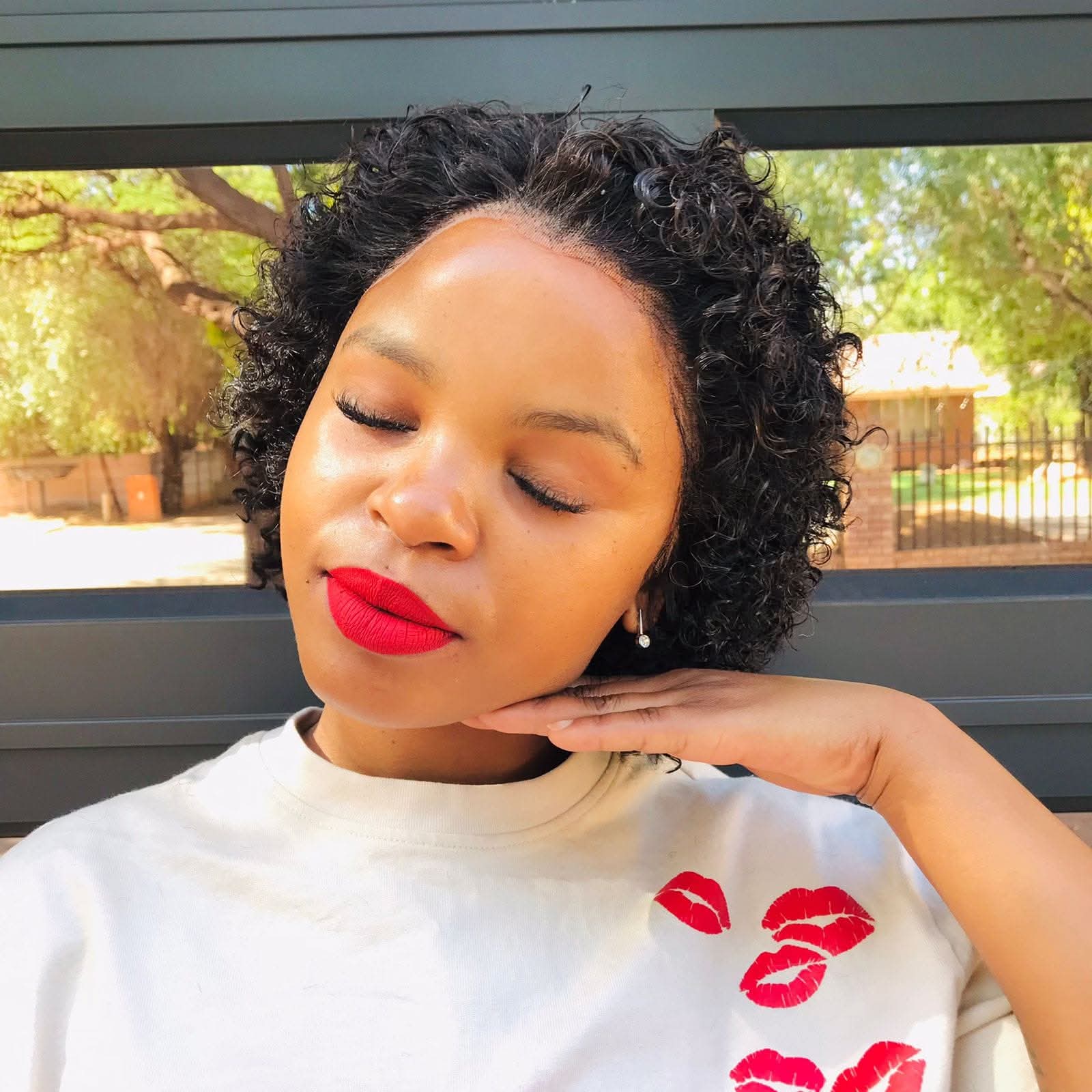 Models with Smooch By Lu Products